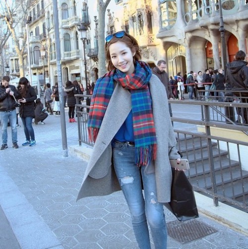 Park Min Young quá bận rộn để yêu