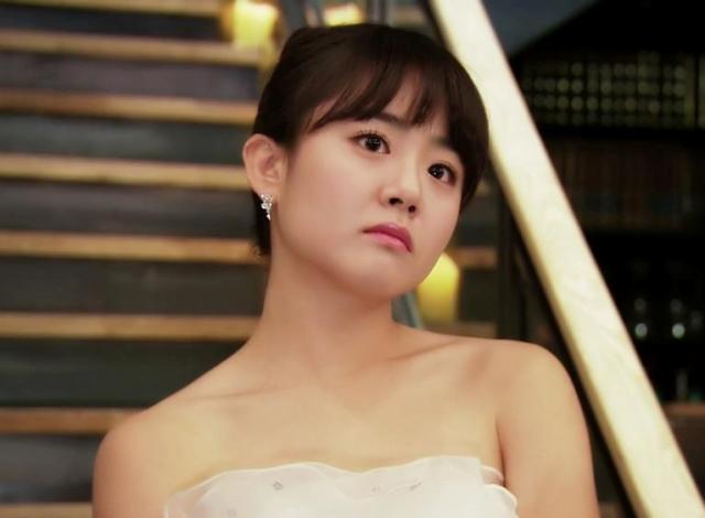 Ngắm vẻ đẹp hiện đại và cổ trang của mỹ nhân Hàn Quốc trên màn ảnh