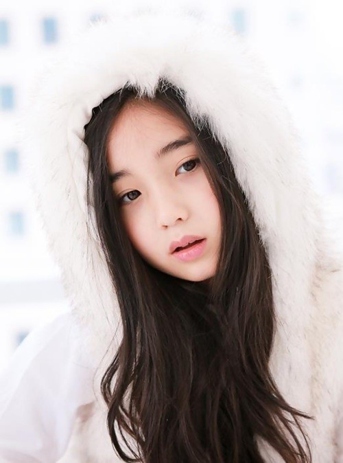 Những thiên thần lai là 'báu vật nhan sắc' của showbiz Hàn Quốc