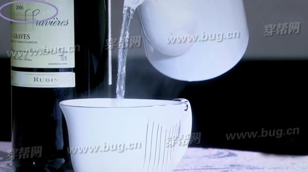 Méo mặt vì rổ sạn ngớ ngẩn mới của Cẩm Tú Duyên Hoa Lệ Mạo Hiểm