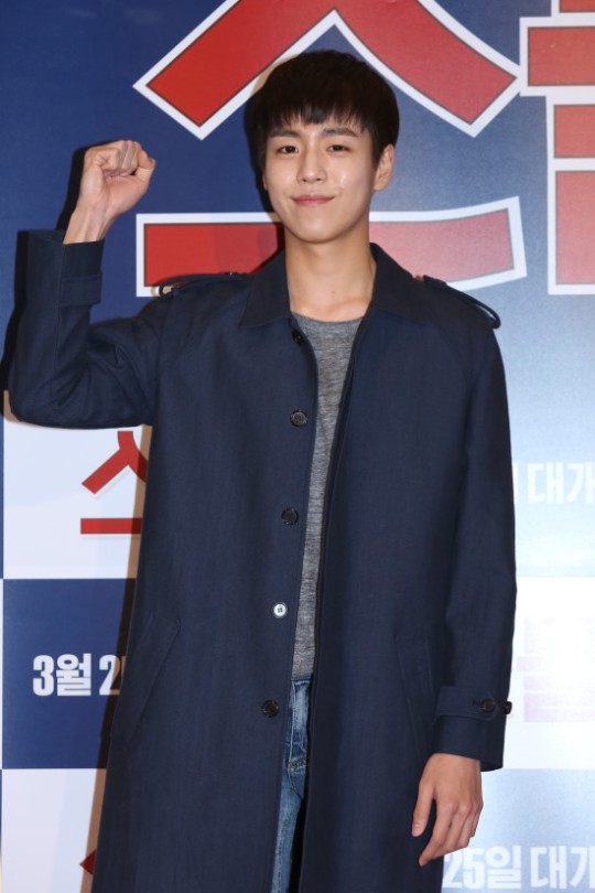 'Gia đình' The Heirs rủ nhau ủng hộ phim của Kim Woo Bin