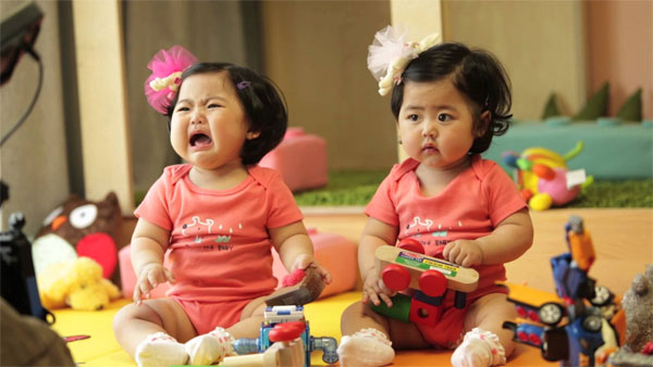 'Mê mẫn' những thiên thần song sinh đáng yêu của Superman Return