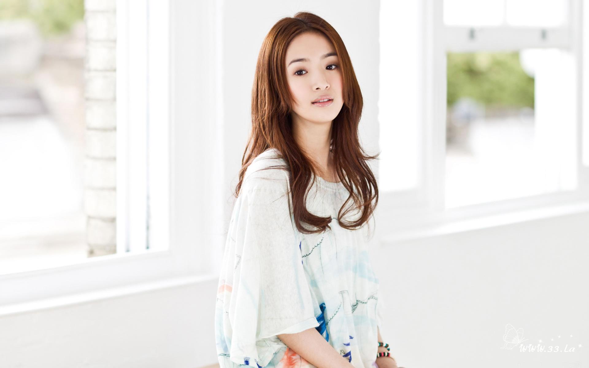 Những vẻ đẹp tiềm ẩn làm náo động làng giải trí Hoa ngữ