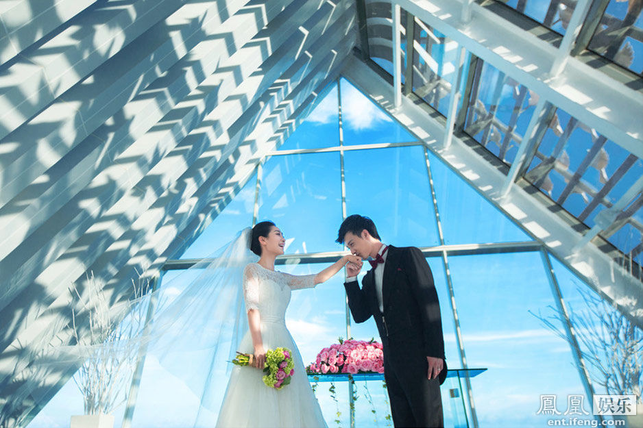Ngắm bộ ảnh cưới đẹp như mơ của An Lăng Dung - Đào Hân Nhiên