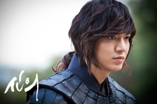 Đi tìm kiểu tóc thích hợp giúp Lee Min Ho tỏa sáng