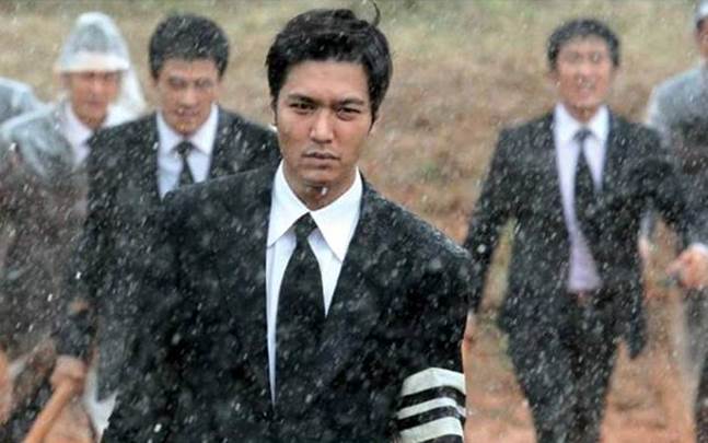 Đi tìm kiểu tóc thích hợp giúp Lee Min Ho tỏa sáng