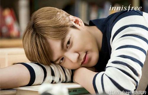 Yoona tình tứ đáng yêu bên cạnh Lee Min Ho