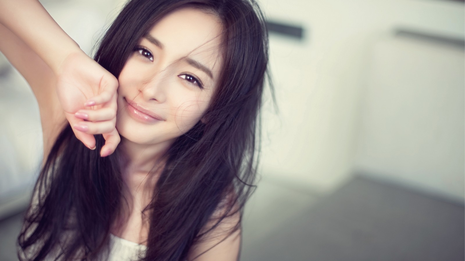 Dương Mịch hoảng hốt vì dính tin đồn lộ clip nóng