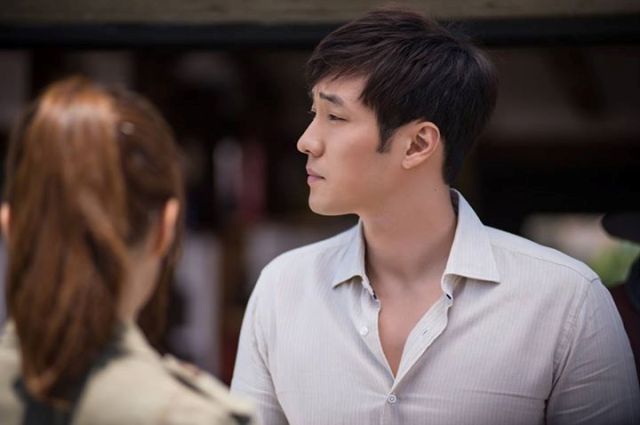 Được mời làm cameo, So Ji Sub tranh thủ quảng cáo cho 'The Master's Sun'