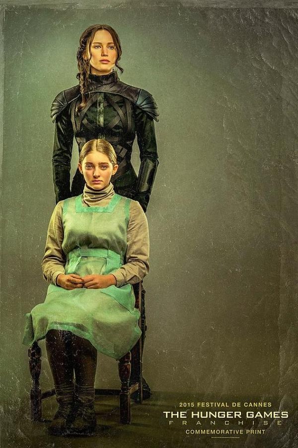 Phiến quân Katniss khoe trang phục mới cáu trong “Mockingjay - Part 2”