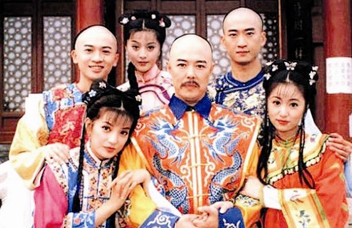 Cư dân mạng dậy sóng vì Hoàn Châu Cách Cách 2015, Quỳnh Dao phẫn nộ