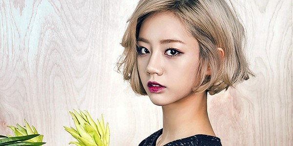 Reply 1988 hứng 'gạch đá' từ người hâm mộ vì chọn Hyeri vào vai nữ chính
