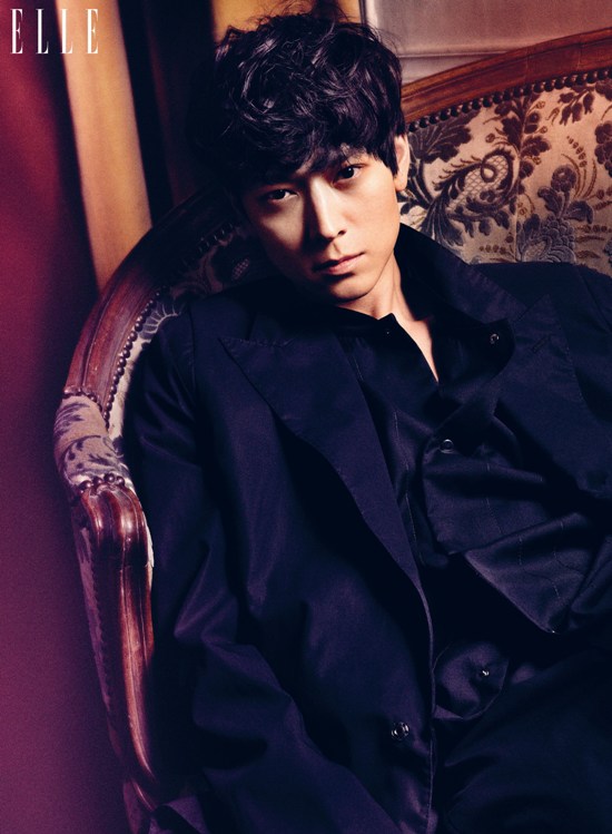 Song Joong Ki bị những quý ông U40 'đè bẹp' trên bảng xếp hạng
