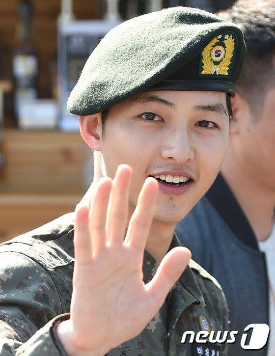 Song Joong Ki tiết lộ 'nguồn sức mạnh' giúp anh vượt qua những ngày trong quân ngũ