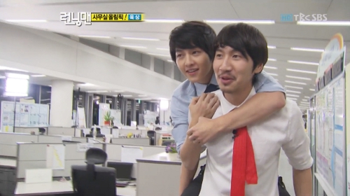 Song Joong Ki tiết lộ 'nguồn sức mạnh' giúp anh vượt qua những ngày trong quân ngũ