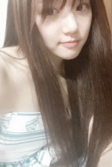 Lee Yoo Bi 'phân trần' về tin đồn tấm hình không mặc đồ của mình trên SNS