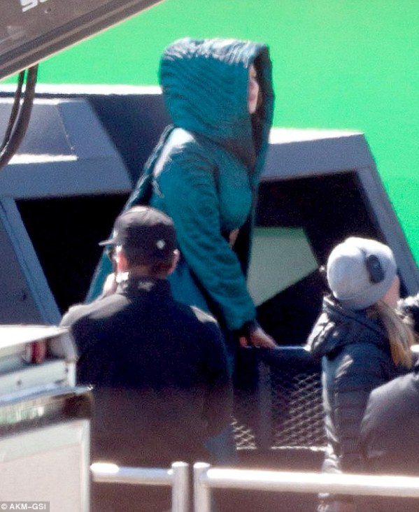 Kẻ thù của Katniss bị phá tan trong 'Mockingjay- Part 2'