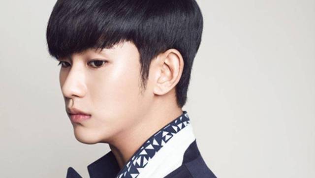 Sau Song Joong Ki, đến Kim Soo Hyun bị các quý ngài U40 'đè bẹp' trên bảng xếp hạng