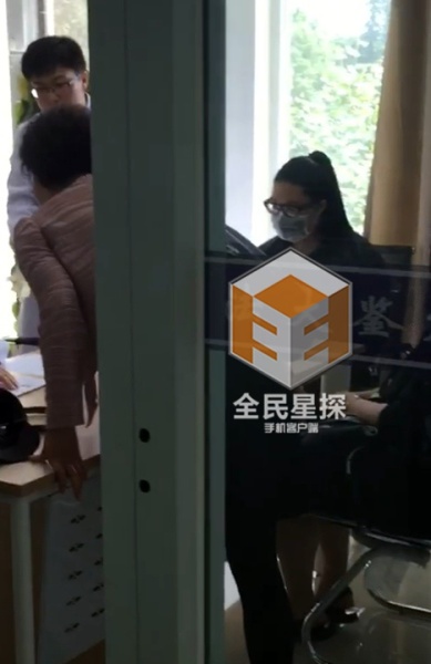 'Hoàng a mã' Trương Thiết Lâm tìm thấy Hạ Tử Vi phiên bản đời thật