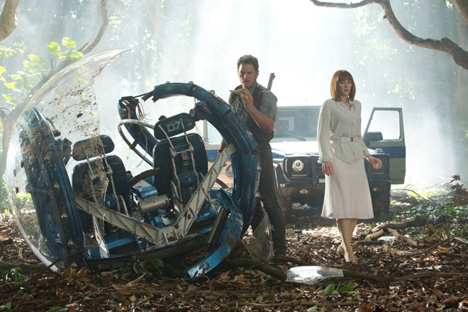 Sao 'Jurassic World' gửi lời chào khán giả Việt