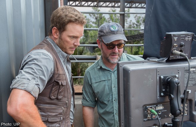 Sao 'Jurassic World' gửi lời chào khán giả Việt