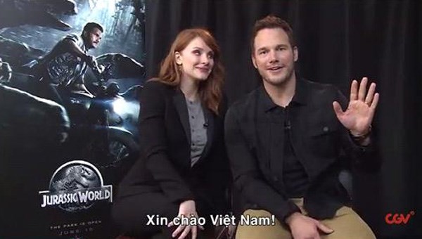 Sao 'Jurassic World' gửi lời chào khán giả Việt
