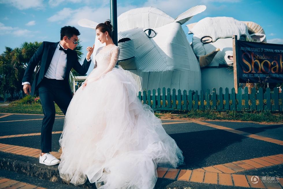 Ngắm bộ ảnh cưới đẹp như mơ của vợ chồng Ngô Kỳ Long - Lưu Thi Thi