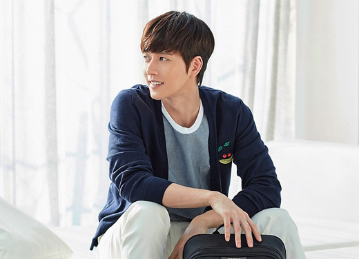 Gặp lại 'Yoo Jung' Park Hae Jin trong loạt ảnh mới cho thương hiệu Beanpole