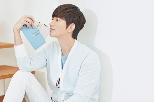 Gặp lại 'Yoo Jung' Park Hae Jin trong loạt ảnh mới cho thương hiệu Beanpole