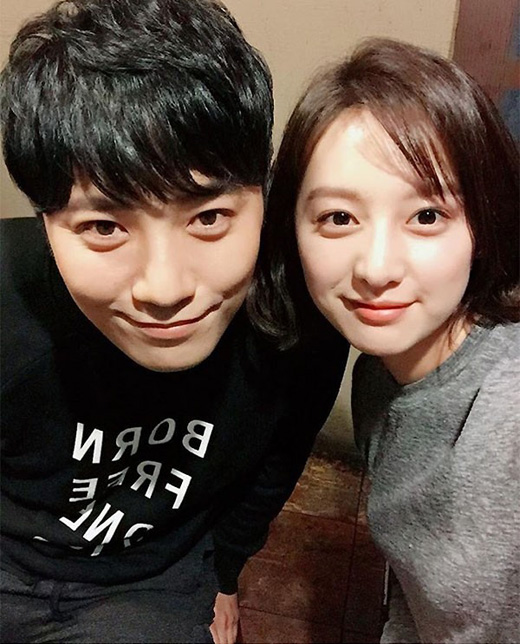 Loạt cảnh hôn của cặp đôi DaeYoon 'mất tích' trong Hậu Duệ Của Mặt Trời