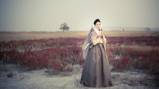 Phim mới của Lee Young Ae 'vượt mặt' tiền bản quyền Hậu Duệ Mặt Trời tại Trung Quốc