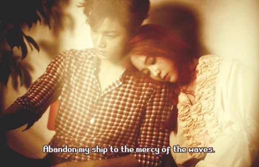 'Hoang mang' trước loạt ảnh của Krystal và Kai (EXO) đang bí mật hẹn hò