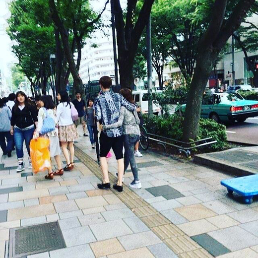 Goo Hye Sun và Ahn Jae Hyun tay trong tay tận hưởng thời gian yên bình và hạnh phúc