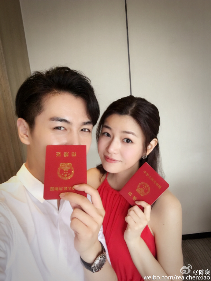 Trần Hiểu hạnh phúc khoe ảnh kết hôn và hạnh phúc được làm bố