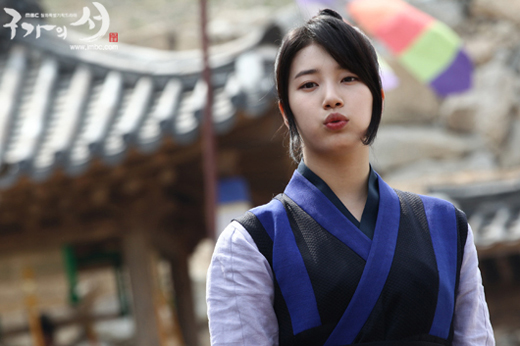 Suzy - nàng tình đầu quốc dân 'nhọ' nhất hệ mặt trời của màn ảnh Hàn