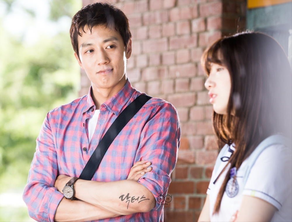 7 điều sẽ khiến bạn bất ngờ về mối tình đầu của Kim Rae Won