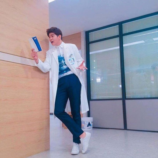 Doctors: Hye Jung hạnh phúc, vui vẻ trong vòng tay thầy Hong với loạt hình siêu tình cảm