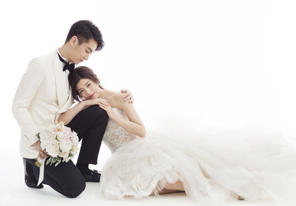 Ngất ngây với bộ ảnh cưới và không gian tiệc lãng mạn của Trần Hiểu - Trần Nghiên Hy