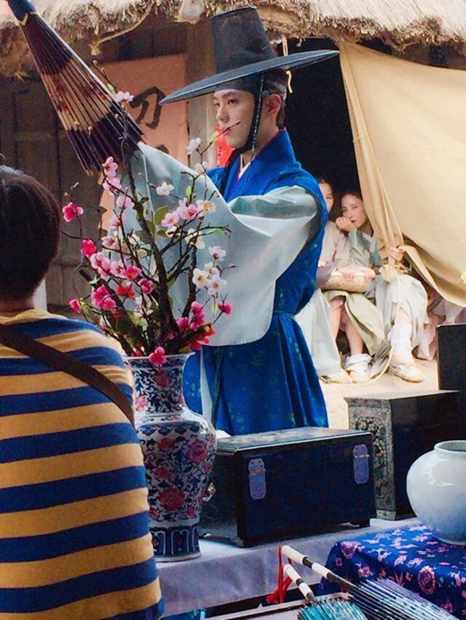 Cặp đôi mùa hè Bo Gum và Yoo Jung đốn tim khán giả bằng loạt ảnh siêu đáng yêu