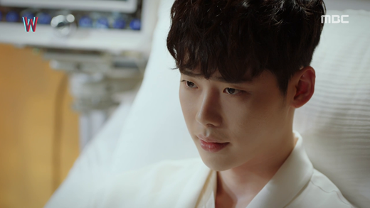 W - Two World: Hoảng hồn với màn 'xuyên không' đầy bất ngờ của Han Hyo Joo
