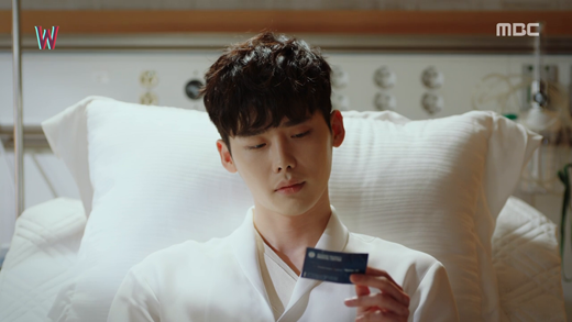 W - Two World: Hoảng hồn với màn 'xuyên không' đầy bất ngờ của Han Hyo Joo