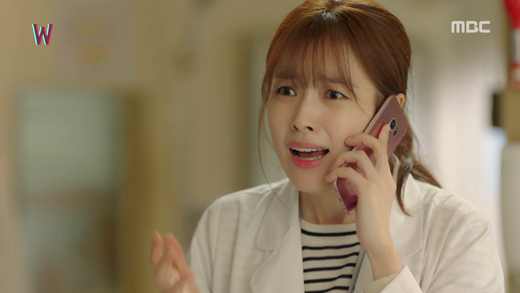 Cư dân mạng tranh cãi gay gắt vì diễn xuất của Han Hyo Joo trong 'W - Hai Thế Giới'