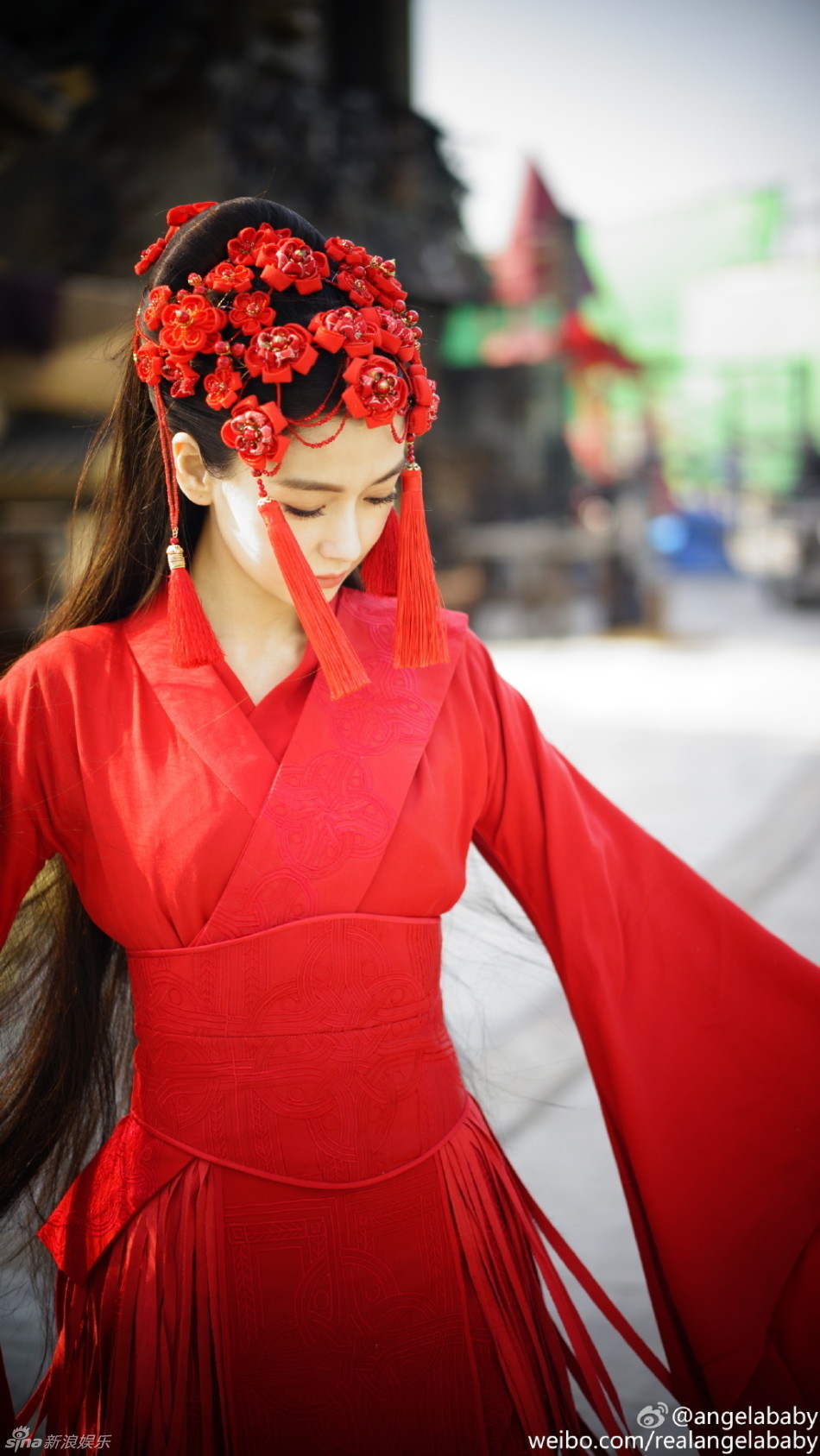 AngelaBaby hóa cô dâu cực xinh đẹp trong Yêu Em Từ Cái Nhìn Đầu Tiên