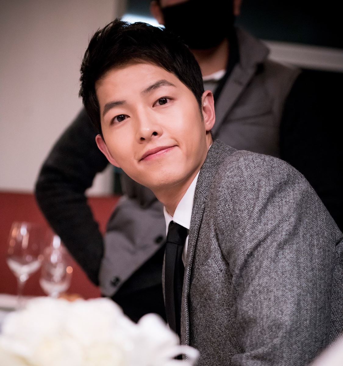 Song Joong Ki để vụt mất 15 triệu đô vì lệnh cấm mới dành cho nghệ sĩ Hàn?