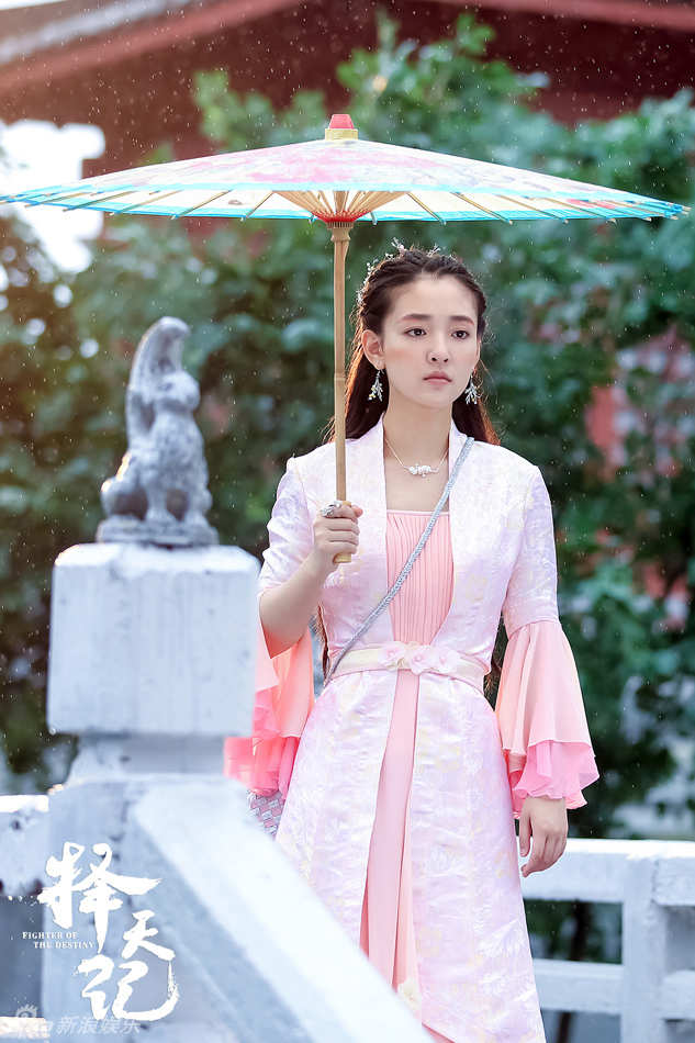 Hé lộ những hình ảnh đầu tiên về phim trường Trạch Thiên Ký