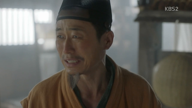 Mây Họa Ánh Trăng: Té ngửa với những chiêu trò để trốn bị 'tịnh thân' của Kim Yoo Jung