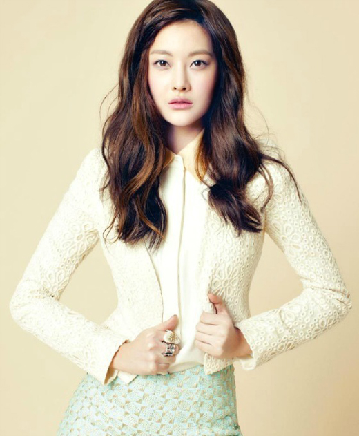 Đã tìm thấy 'Hong Seol' cho Yoo Jung sunbae - Park Hae Jin trong 'Cheese In The Trap' bản điện ảnh