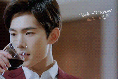 Bất ngờ với con người thật đằng sau vẻ ngoài lạnh lùng hoàn mỹ của Dương Dương