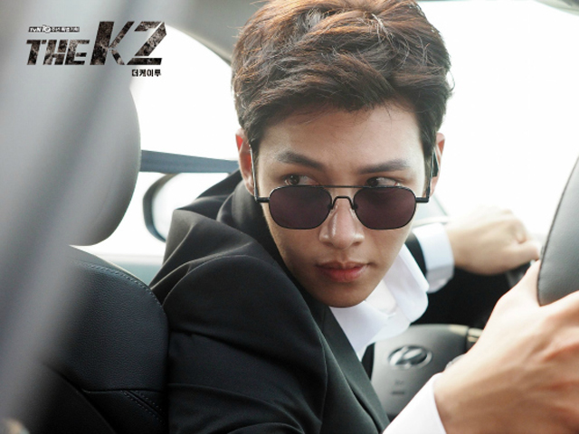 Yoon Ah xinh đẹp dịu dàng sánh đôi cùng Ji Chang Wook đẹp trai trong họp báo phim 'The K2'