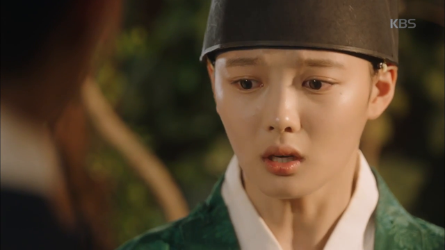 Rung động với nụ hôn đầu siêu dễ thương của thái tử Bo Gum cùng thái giám Kim Yoo Jung
